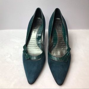 Banana Republic -Emerald Green Suede Leather Heels